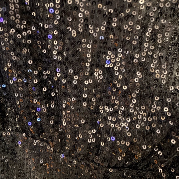 Backless Mini Dress - Picture 7 of 8